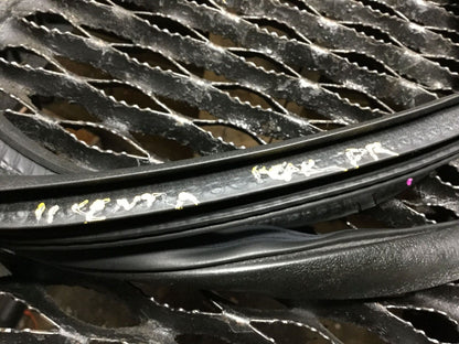 07 08 09 10 11 12 Nissan Sentra Rear Left Dr Side Door Weather Strip Seal OEM D8
