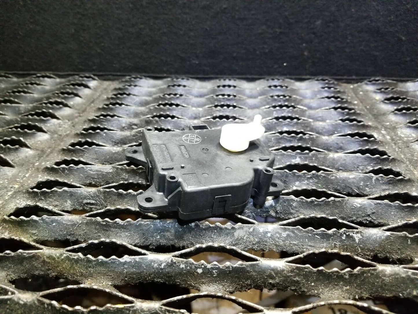11 12 13 14 15 16 Scion Tc AC A/c Core Actuator Servo Flap Motor OEM 74k