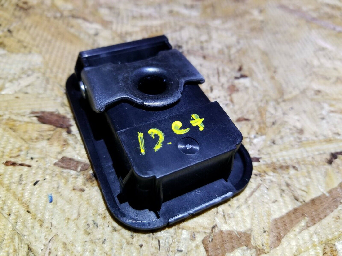 11 12 13 14 15 Lexus CT200h Trunk Cargo Hook 2pcs OEM