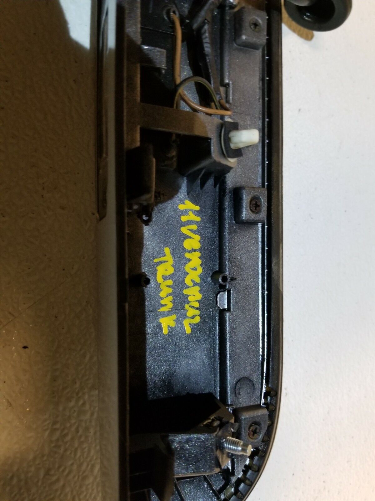 07 08 09 10 11 12 Hyundai Veracruz Trunk Lid Molding License Plate Light OEM
