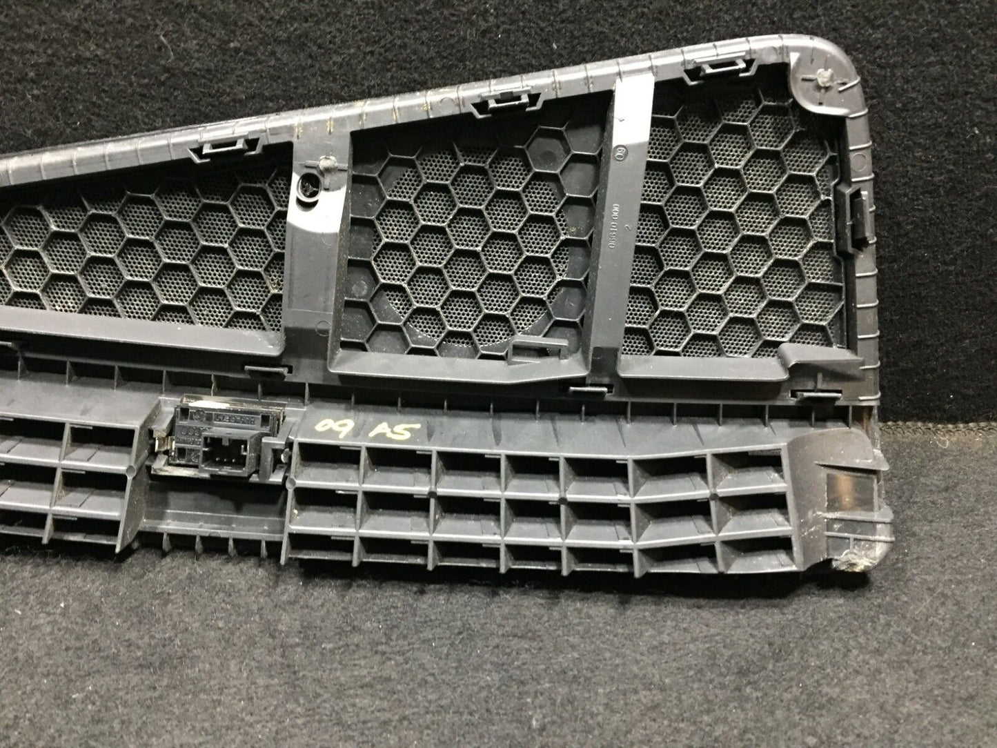 08 09 10 11 Audi A5 Coupe Upper Dash Vent Cover Grille W/sun Light Sensor OEM D7