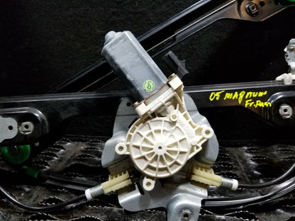05 06 07 Dodge Magnum Front Right Passenger Door Window Regulator & Motor OEM