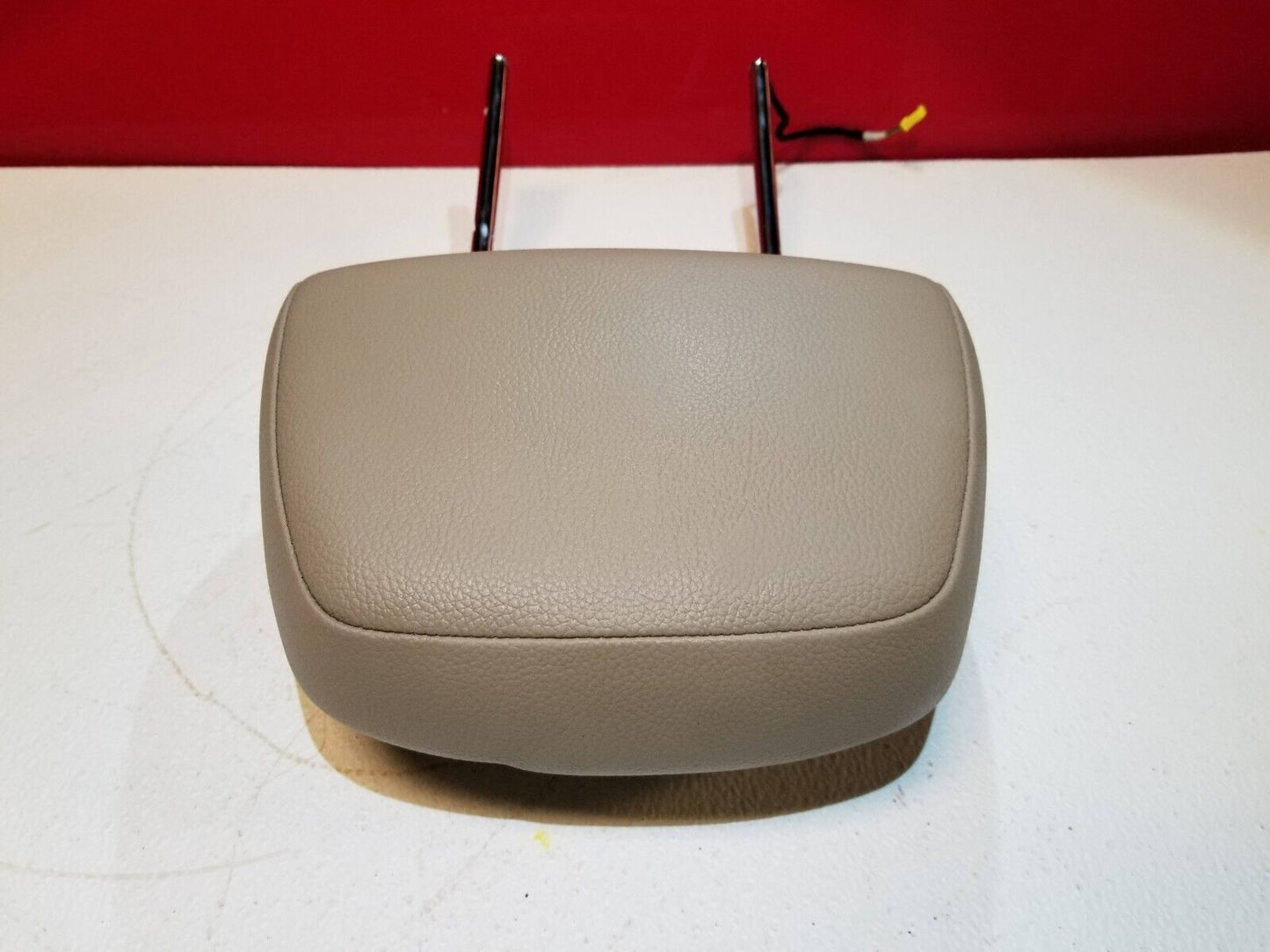 12 13 14 Mercedes-benz C300 Front Left Driver Seat Headrest OEM