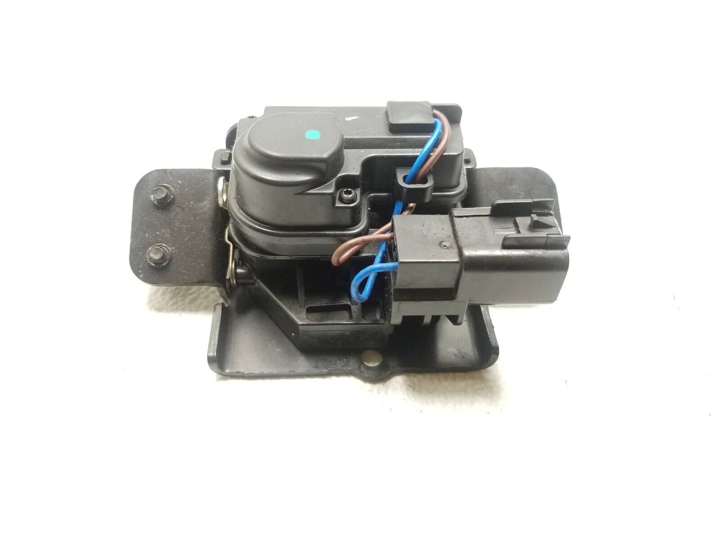 10 11 12 13 14 15 Chevy Equinox Liftgate Trunk Lid Lock Latch Actuator OEM