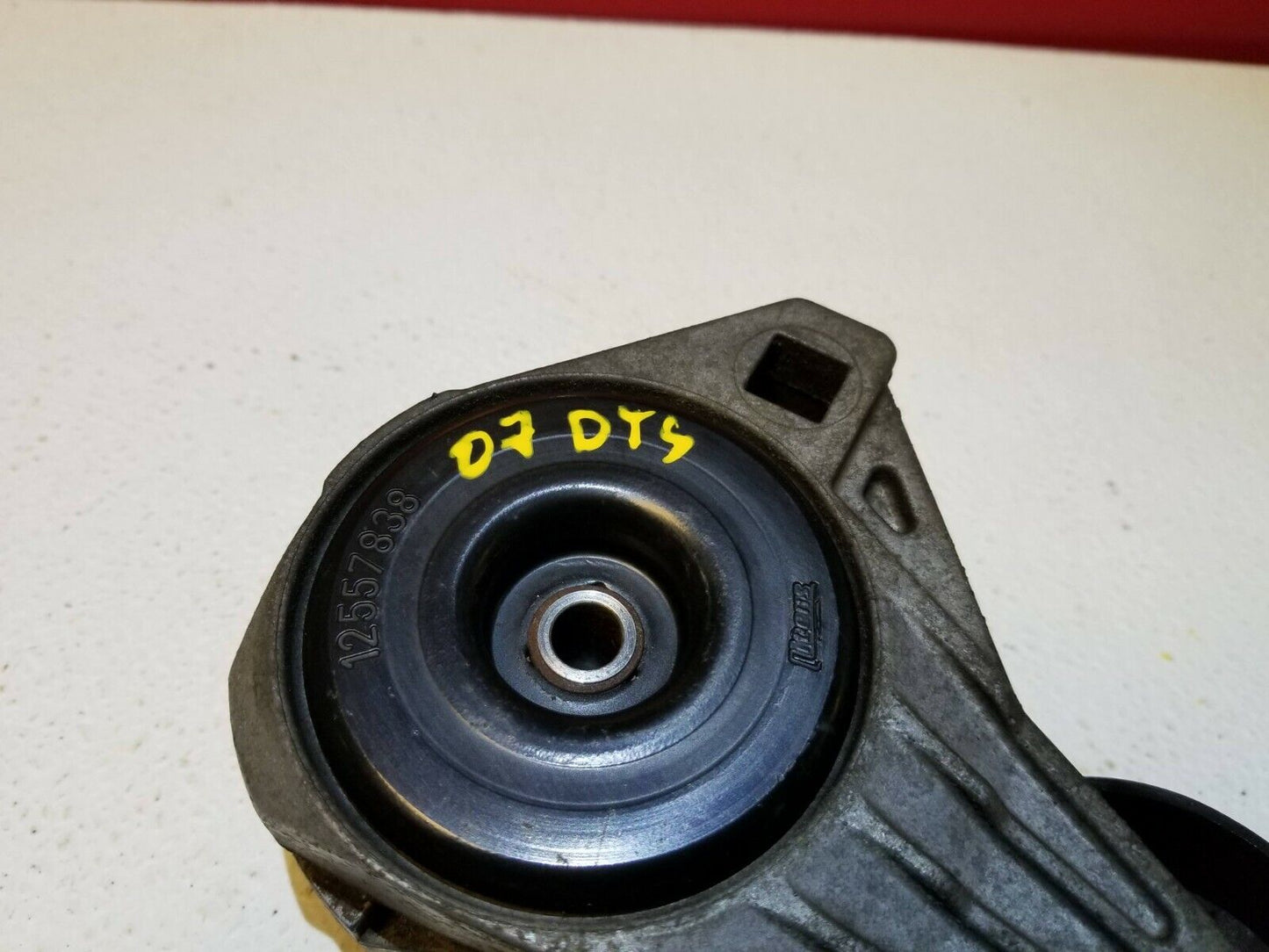 07 08 09 10 11 Cadillac DTS 4.6l Tensioner Belt OEM