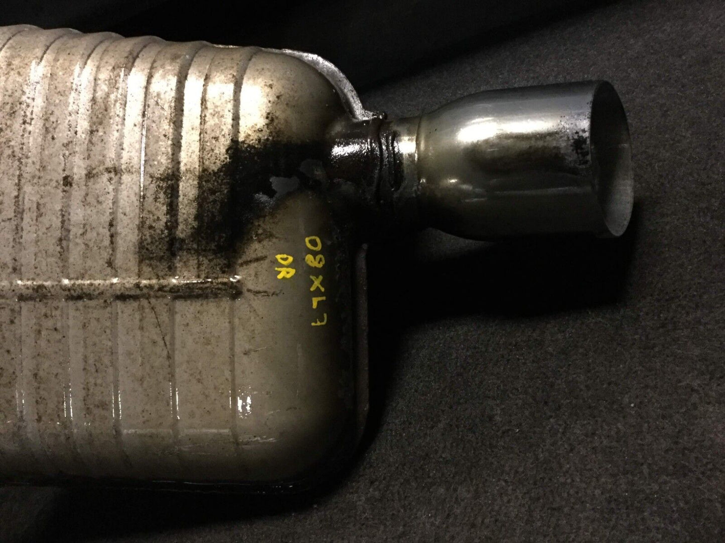 07 08 09 Suzuki Vitara Xl-7 Rear Driver Side Exhaust Muffler OEM