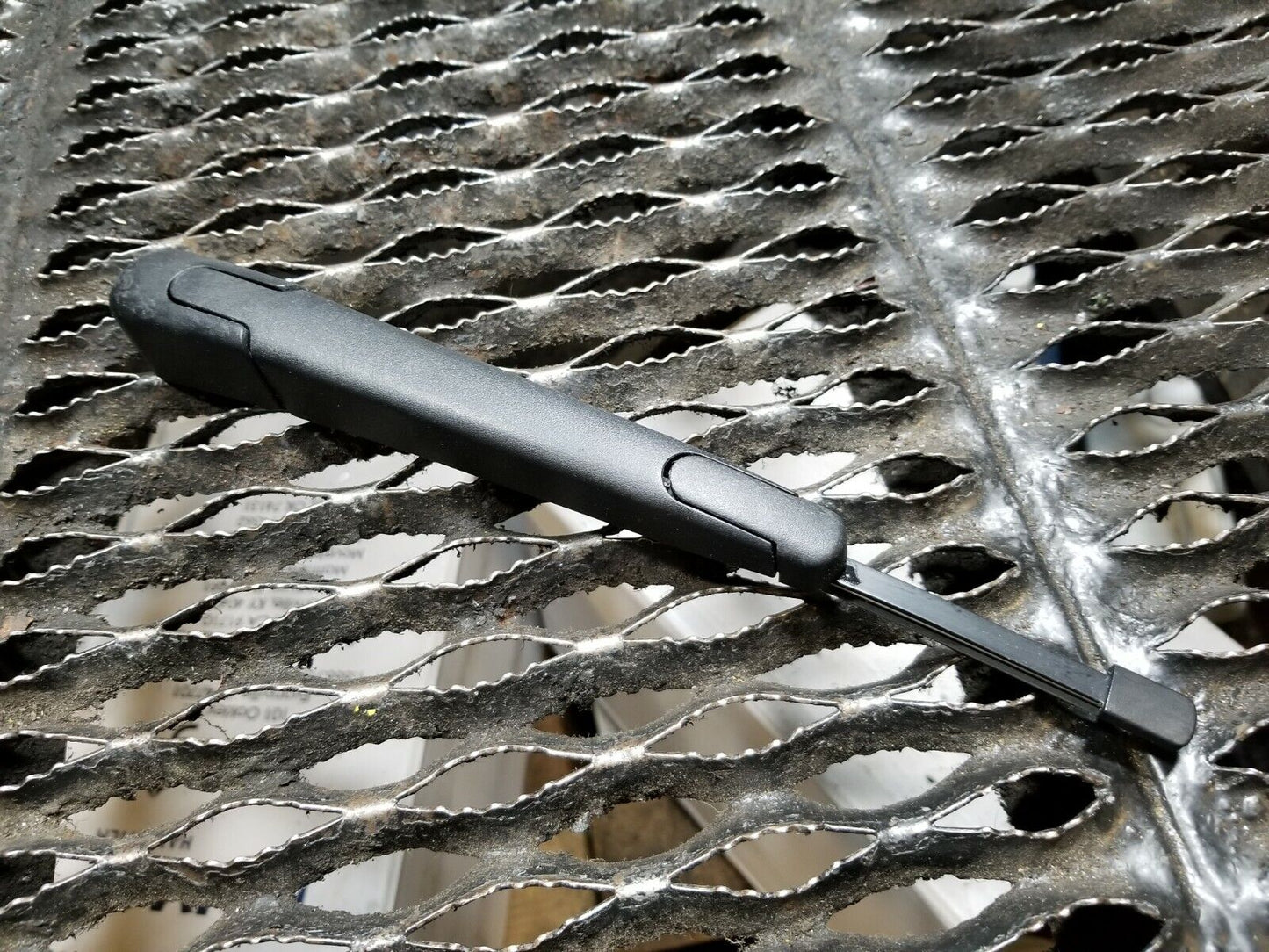 12 13 14 15 16 Hyundai Veloster Rear Wiper Arm OEM