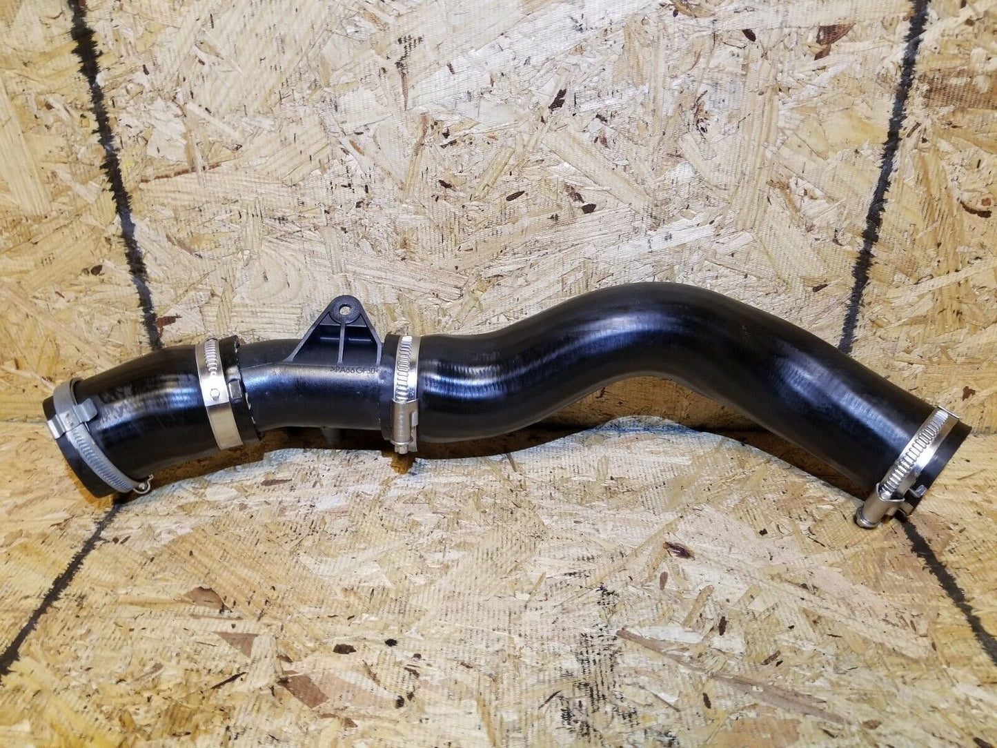 18 19 20 Ford Ecosport 1.0l Intercooler Hose Pipe Tube W/ Sensor OEM
