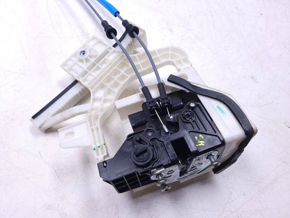 20 21 22 Hyundai Venue Rear Door Lock Latch Actuator Right Passenger Side OEM