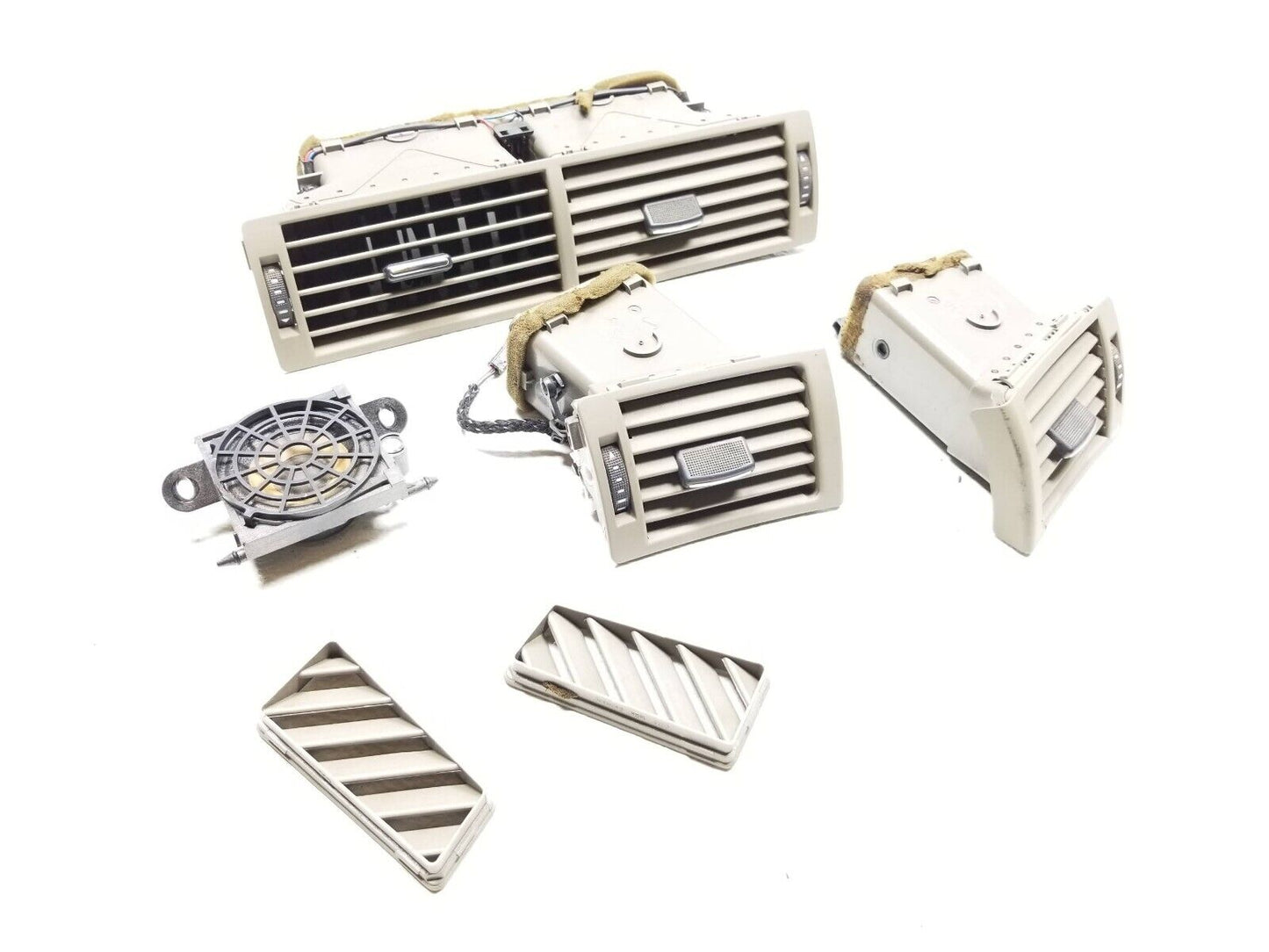 05 06 07 08 Audi A4 Dash Air Vent W/ Speaker OEM