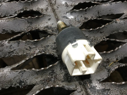 03 04 05 06 07 08 Toyota Corolla Brake Pedal Stop Light Switch OEM
