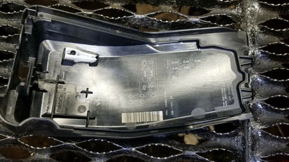 14 15 16 17 Volvo S60 2.0l Engine Fuse Box Top Cover 30644652 OEM 42k