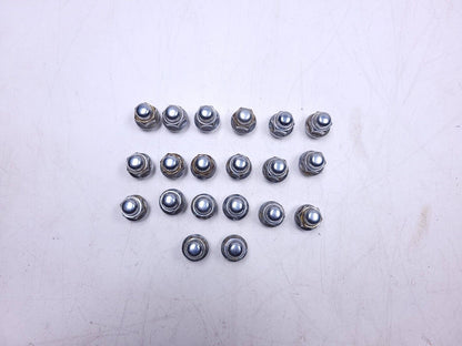 20 21 22 Hyundai Venue Wheel Lug Nut 20pcs OEM
