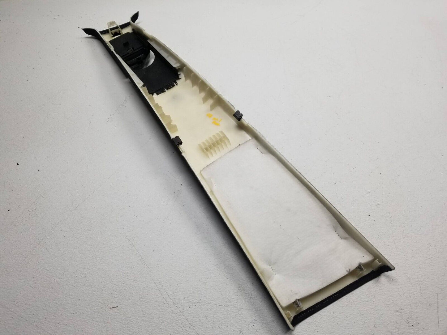 06-11 Mercedes W164 Ml Ml500 Upper Center B Pillar Trim Right Pass Side OEM