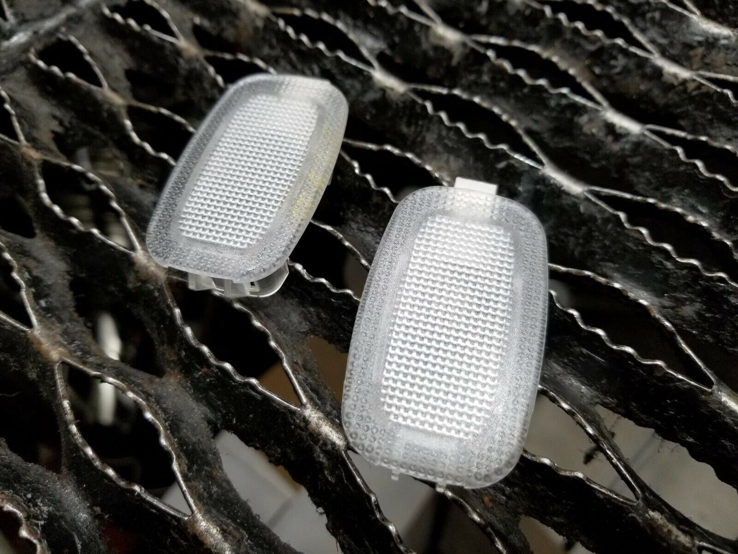10 11 12 13 Mercedes W212 E350 Interior Light Lamp 2pcs OEM 39k