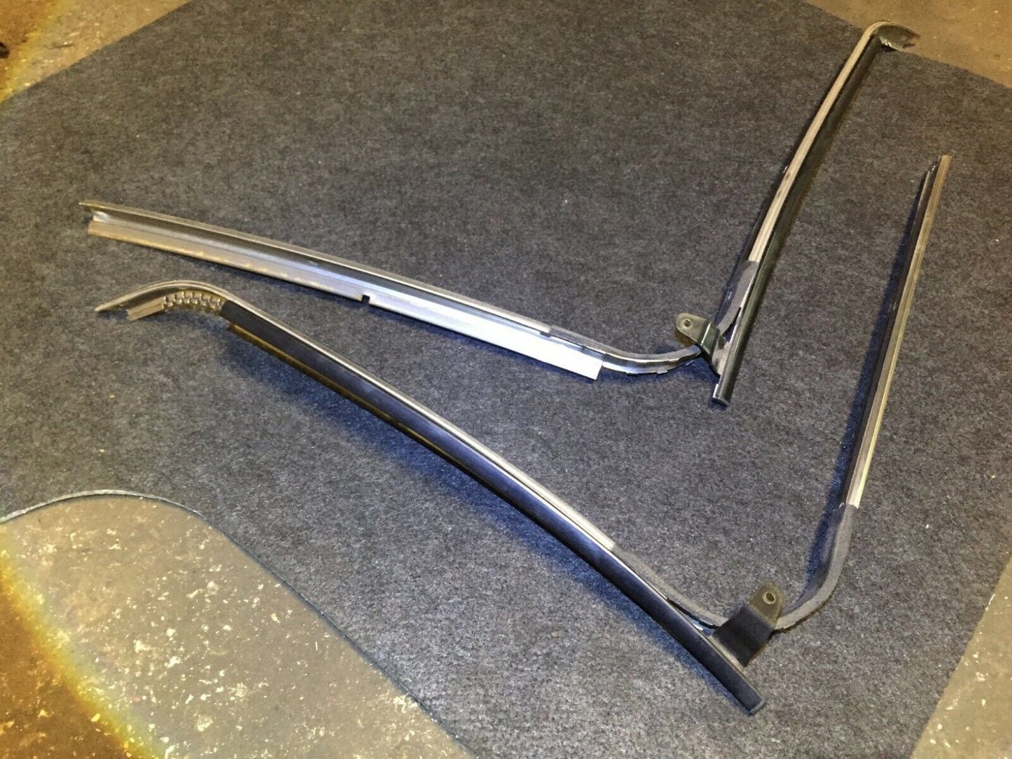 2006 - 2012 Mitsubishi Eclipse Convertible Top Roof Holder Windshield Glass OEM