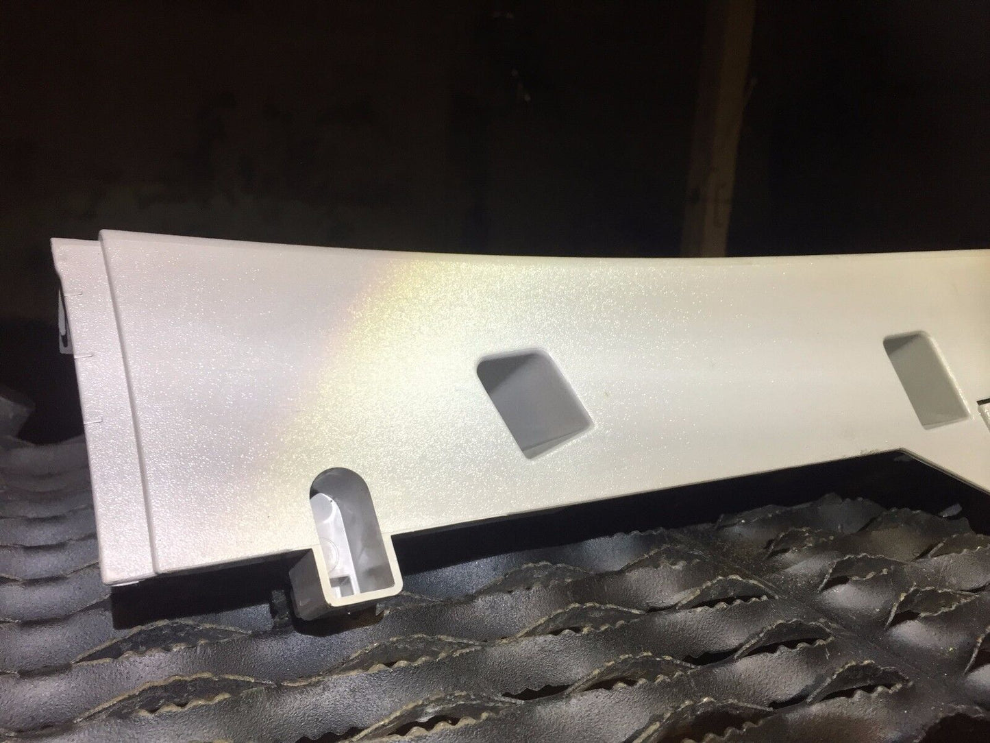 05 06 07 08 09 10 11 Volvo S40 Passenger Side Pillar Lower Trim Cover OEM