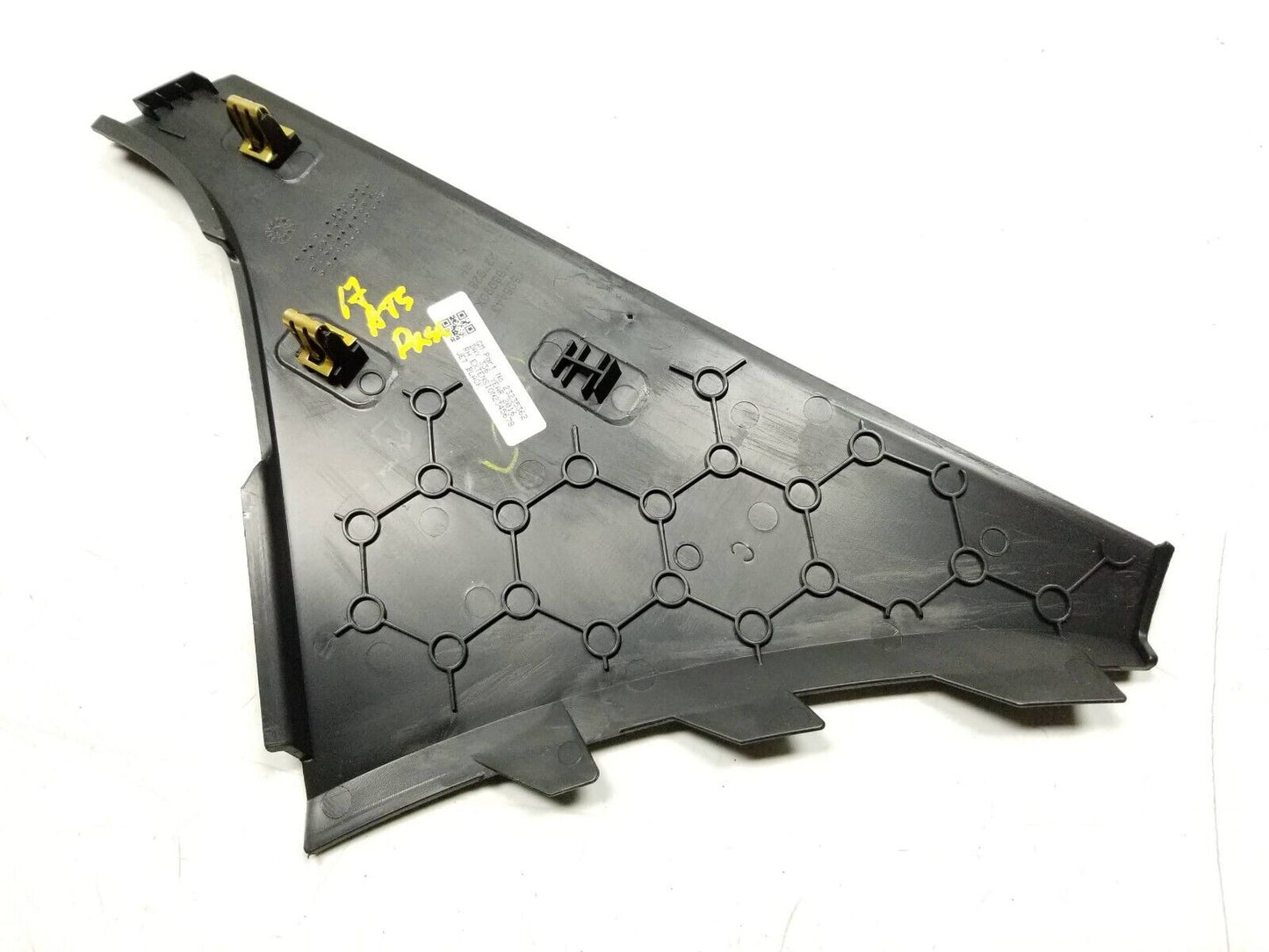 2013 - 2018 Cadillac Ats Extension Panel Trim Passenger Side Right 23235362 OEM
