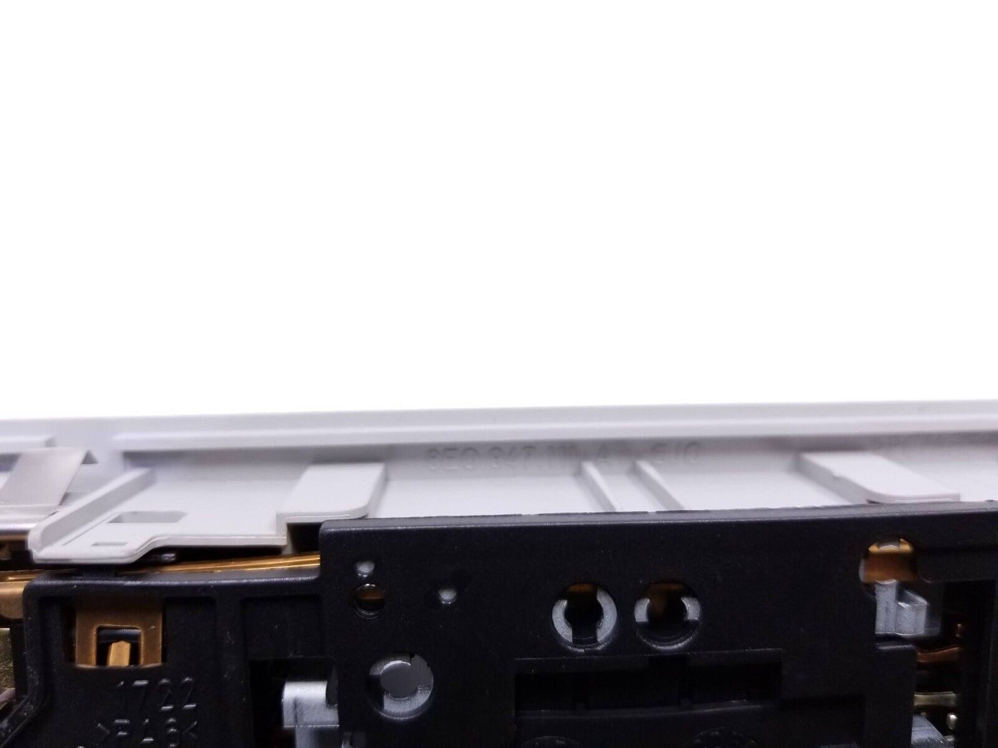 06 07 08 09 Audi A4 Rear Overhead Dome Light Lamp 8e0947111 OEM