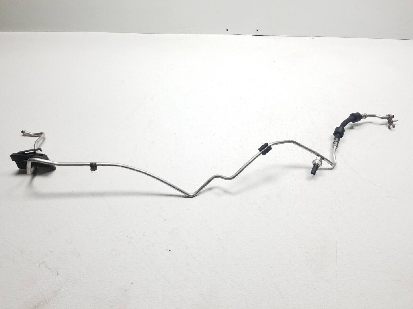 06 07 08 09 10 11 Mercedes Ml500 AC Hose Pipe Line OEM