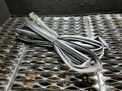 12 13 14 15 Kia Rio Rear Right Pass Side Door Weatherstrip Seal OEM