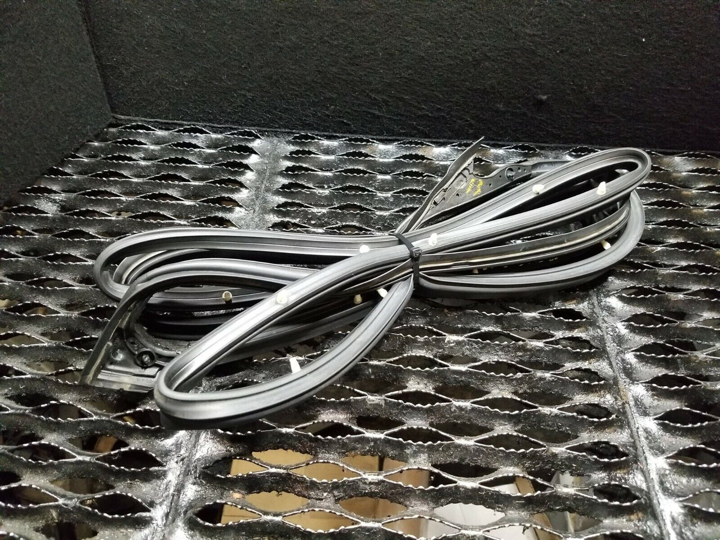 15 16 17 Acura TLX Front Right Passenger Door Outer Weather Strip Seal OEM