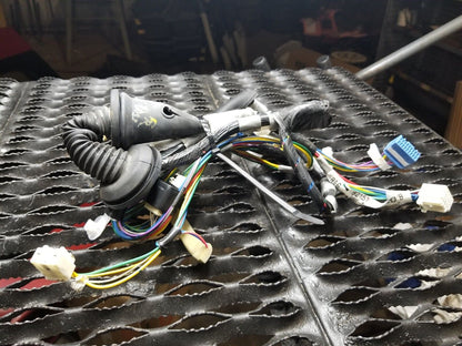 04 05 06 07 08 09 Toyota Prius Front Right Passenger Door Wire Harness Oem.