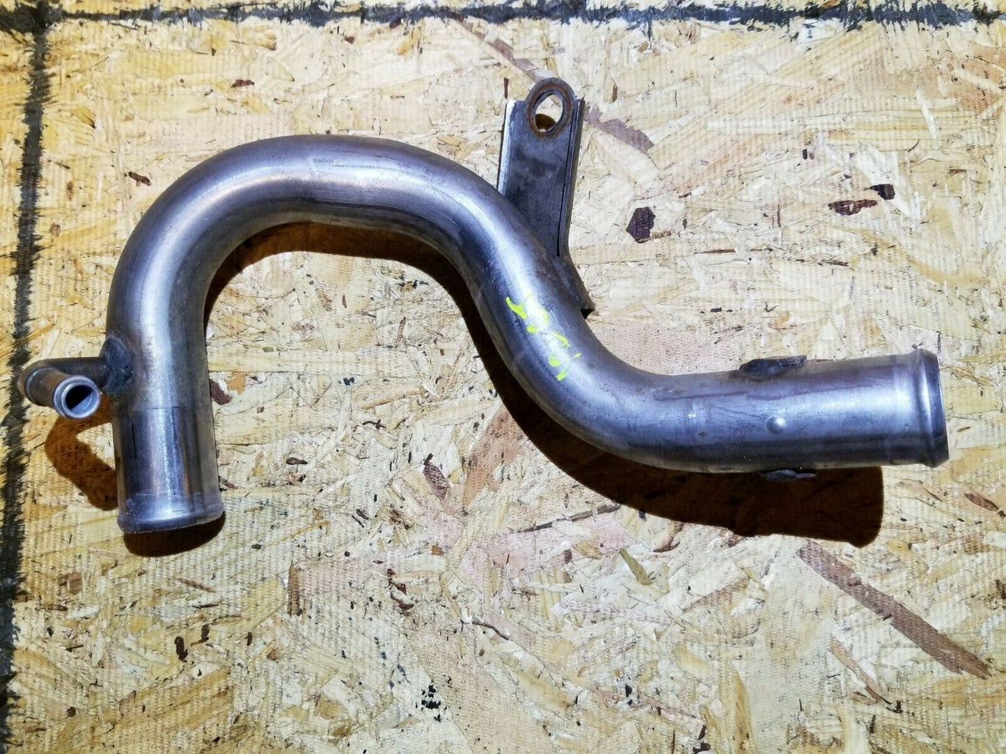 11 12 13 14 15 Lexus CT200h Engine Coolant Radiator Hose OEM