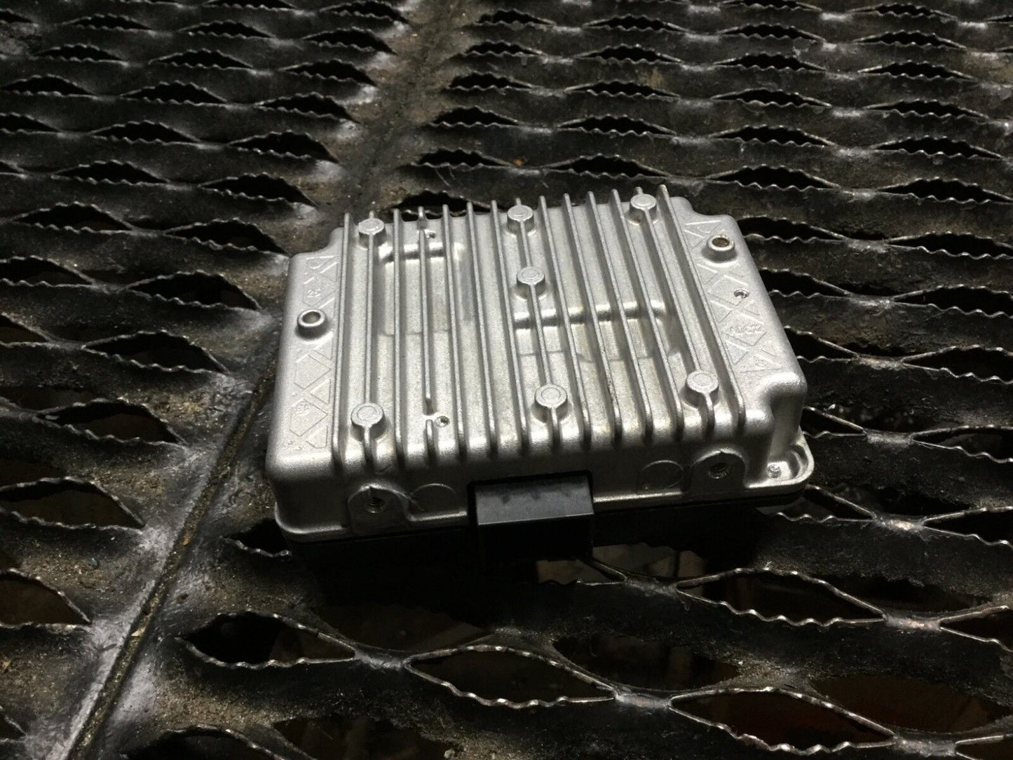 15 16 17 Jeep Renegade Converter Inverter Control Module Unit OEM 20k Miles