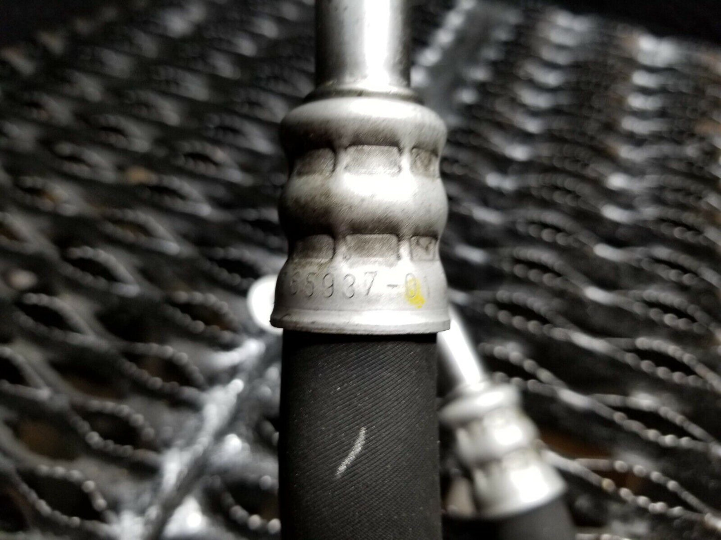 06 07 08 09 10 BMW 650i E63 N62 Engine Oil Cooler Pipe Line Upper OEM