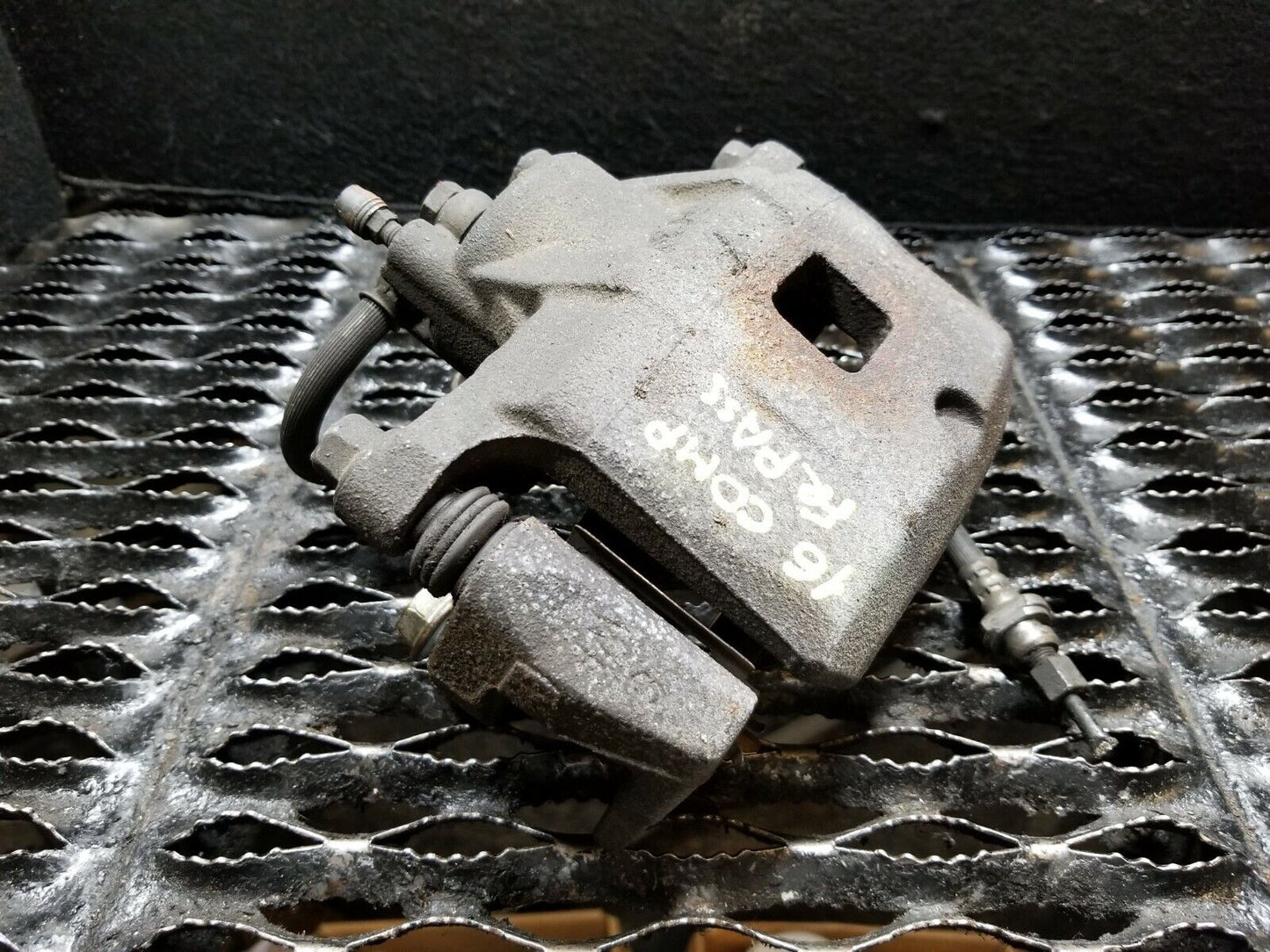 13 14 15 16 Jeep Compass Front Right Brake Caliper Passenger Side OEM 30k Miles