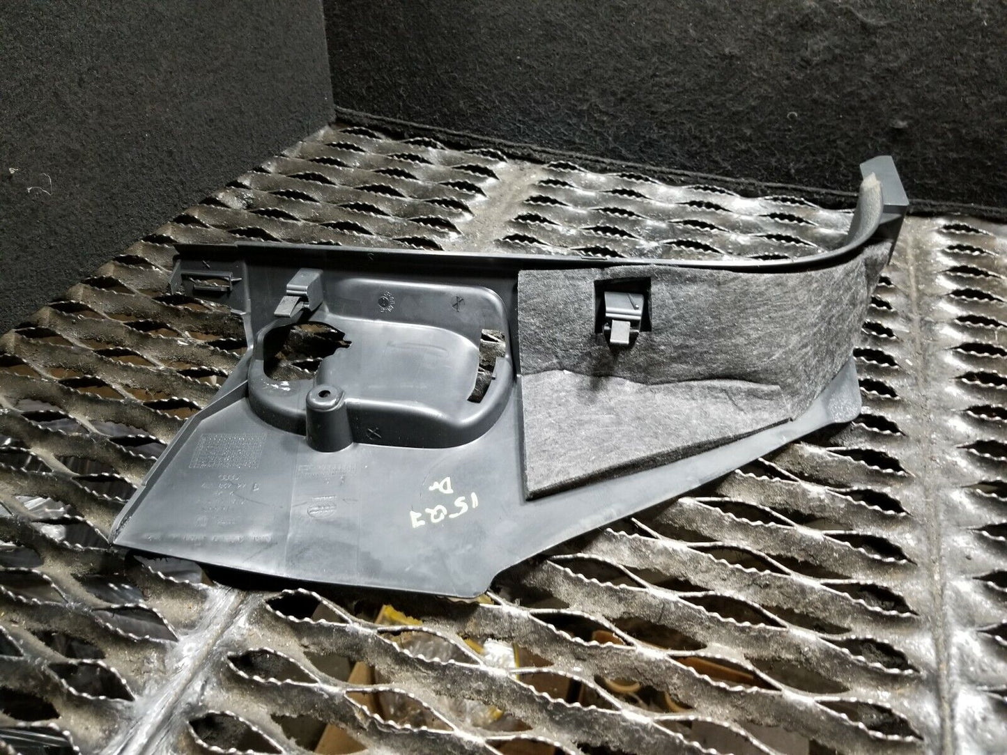 11 12 13 14 15  Audi Q7 Front Left Driver Side A Pillar Kick Panel OEM 87k Miles