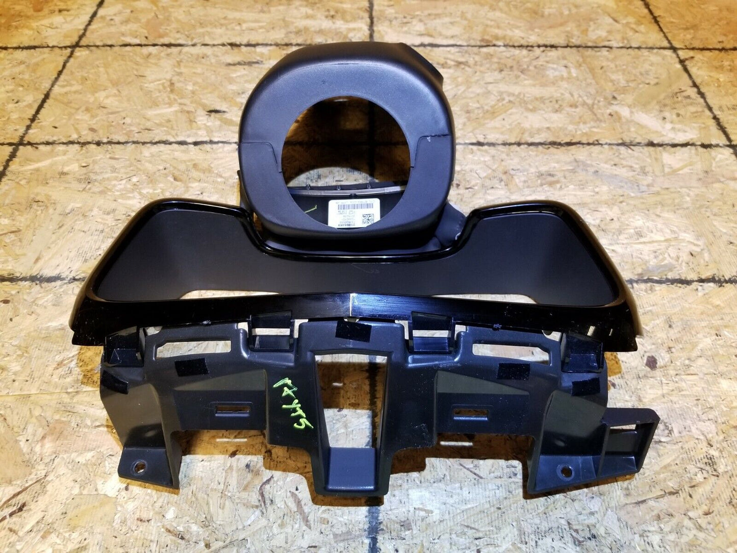 17 18 19 20 Cadillac Xt5 Dash Steering Column Trim Bezel OEM 34k