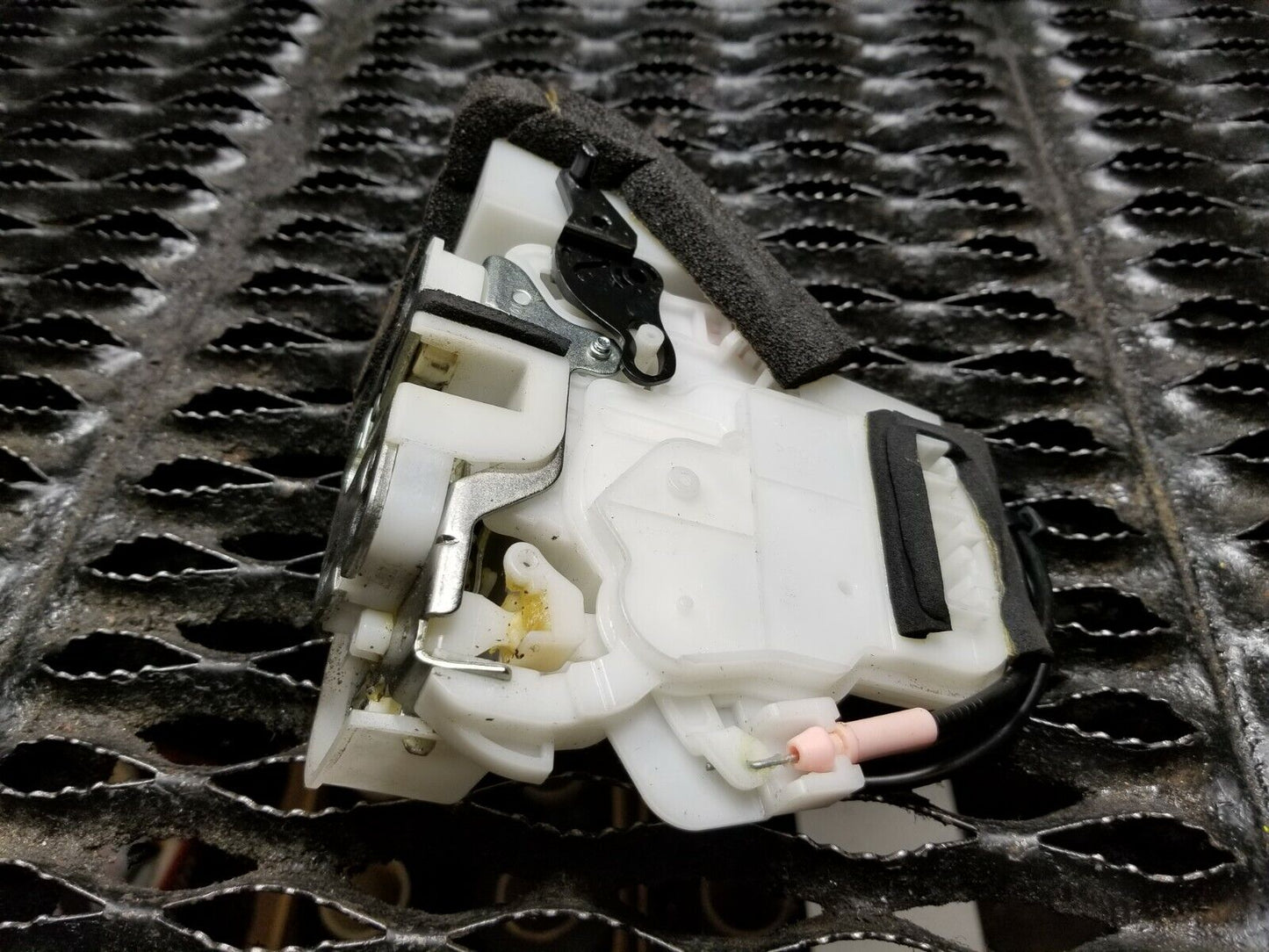 10 11 12 13 14 Subaru Legacy Rear Left Driver Door Lock Latch Actuator OEM