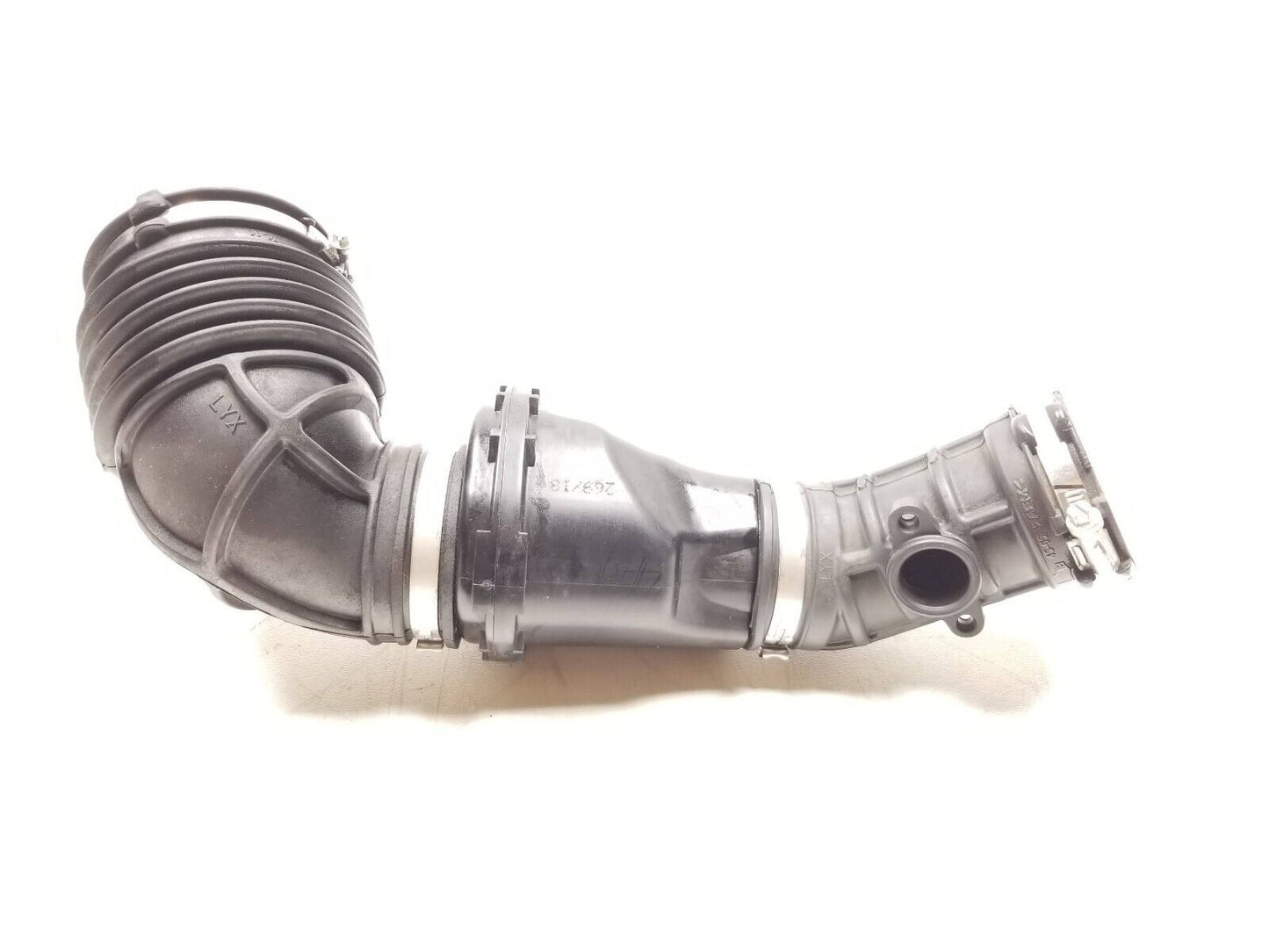 18 19 20 21 Chevrolet Equinox Air Cleaner Outlet Hose Tube Pipe OEM