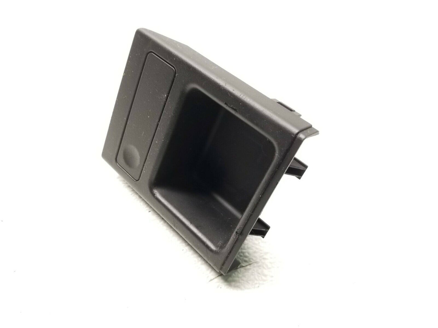 01 02 03 04 05 BMW E46 Front Center Console Coin Holder 8217957 OEM 125k Miles
