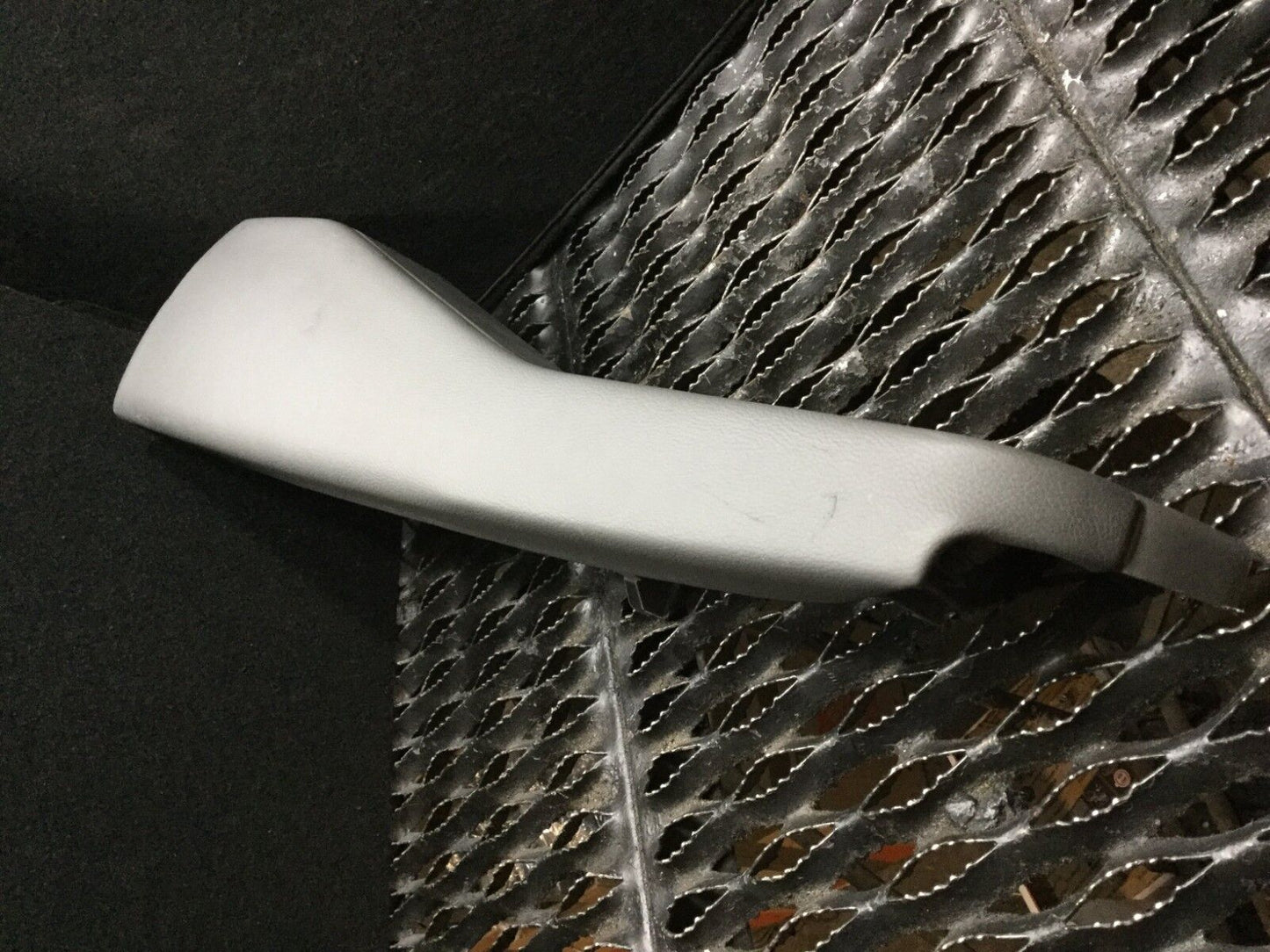 05 06 07 08 09 Toyota Prius Rear Seat Bolster Left Driver Side OEM