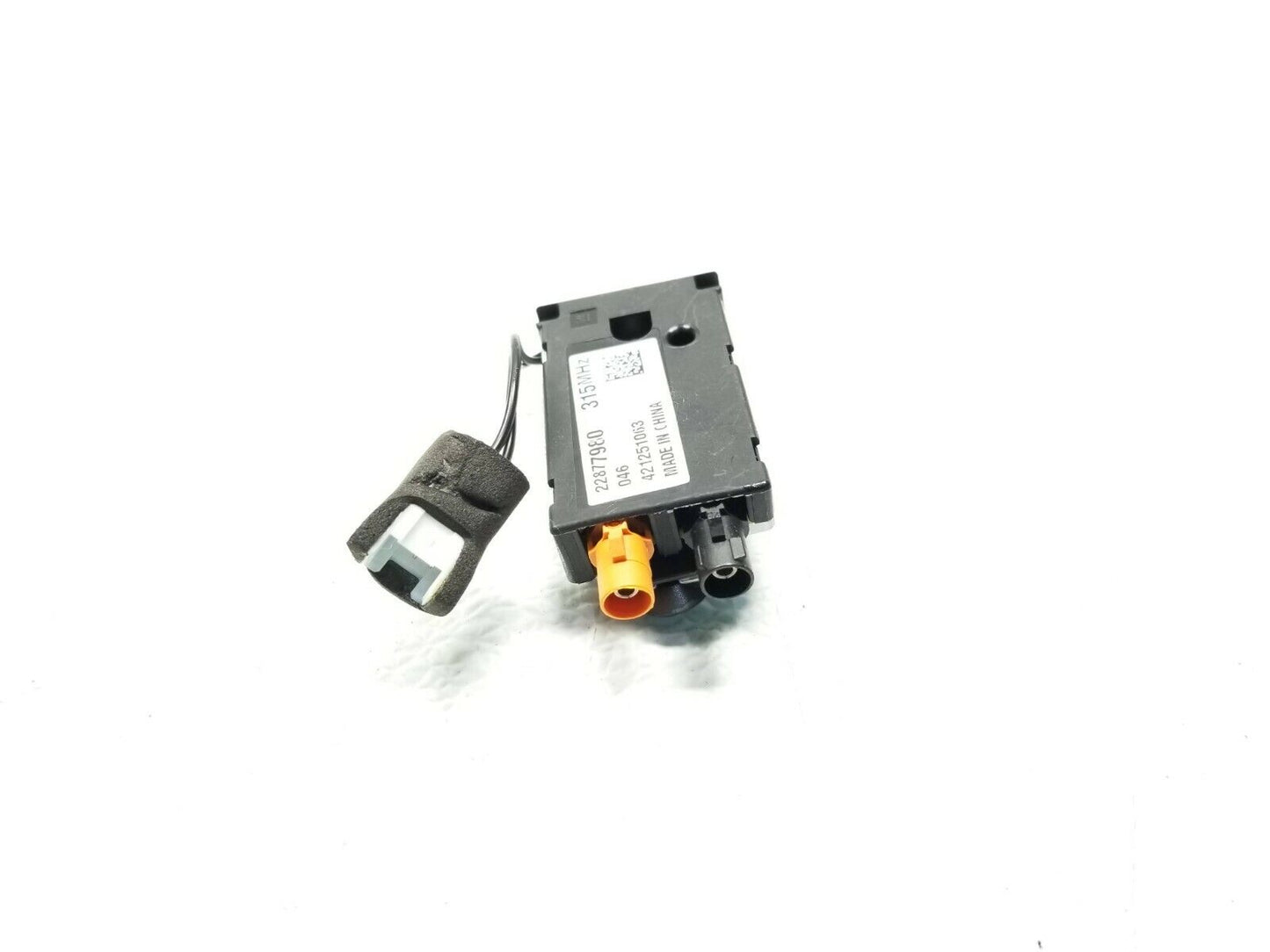 14 15 16 Buick Lacrosse Radio Antenna Control Module 22877980 OEM 60k