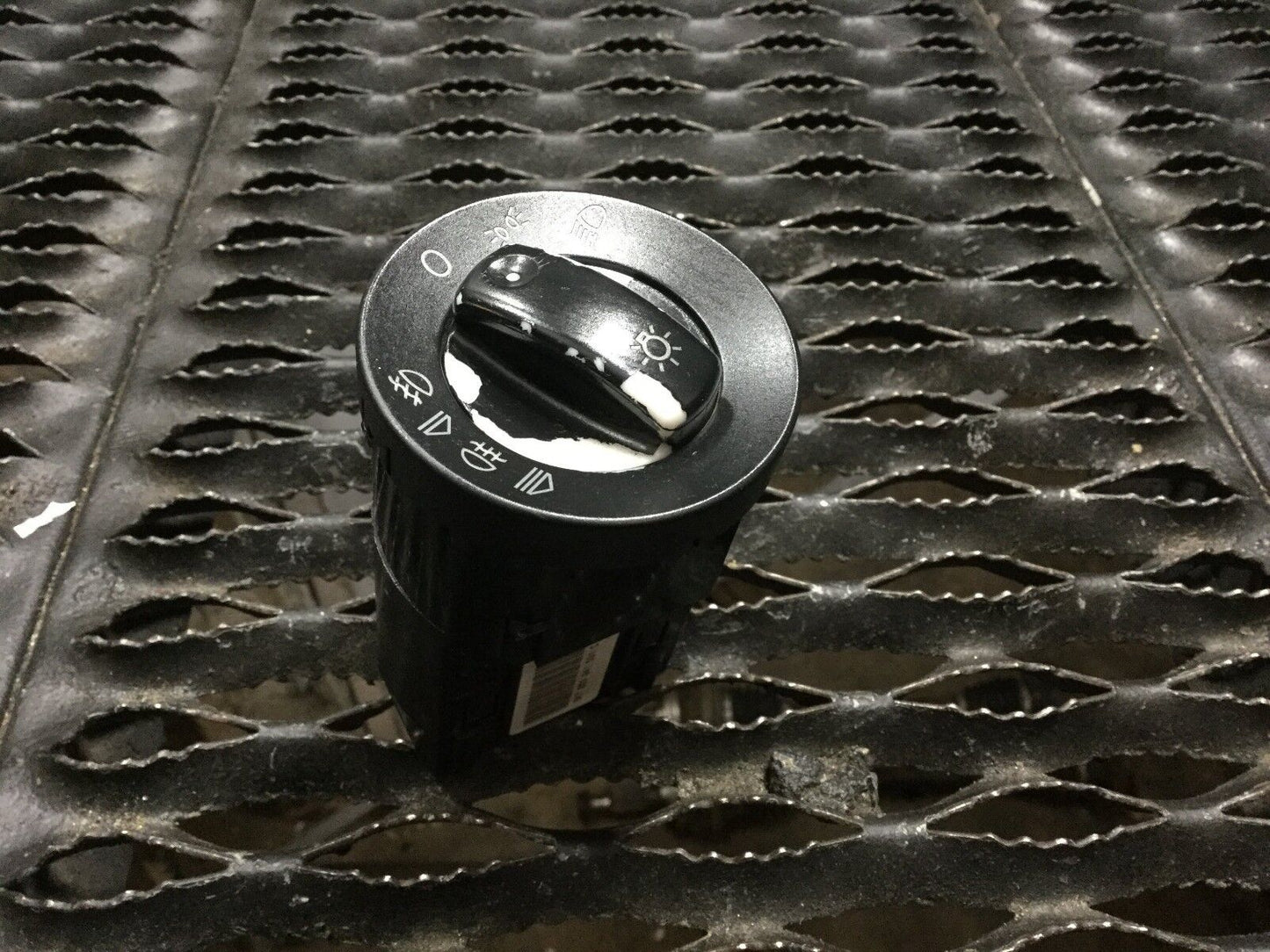 05 06 07 08 Audi A4 B7 Headlight Control Switch OEM