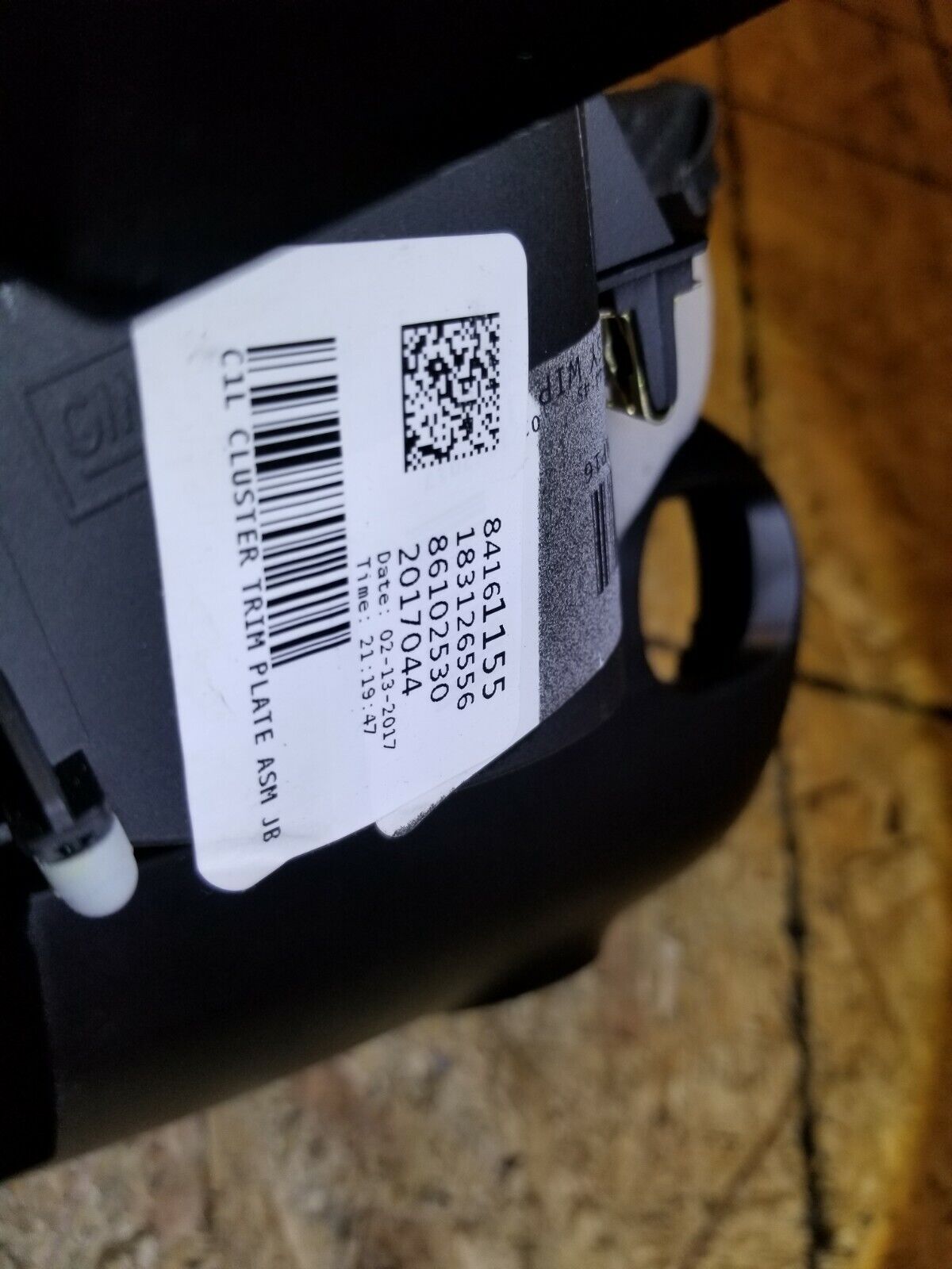 17 18 19 20 Cadillac Xt5 Dash Steering Column Trim Bezel OEM 34k