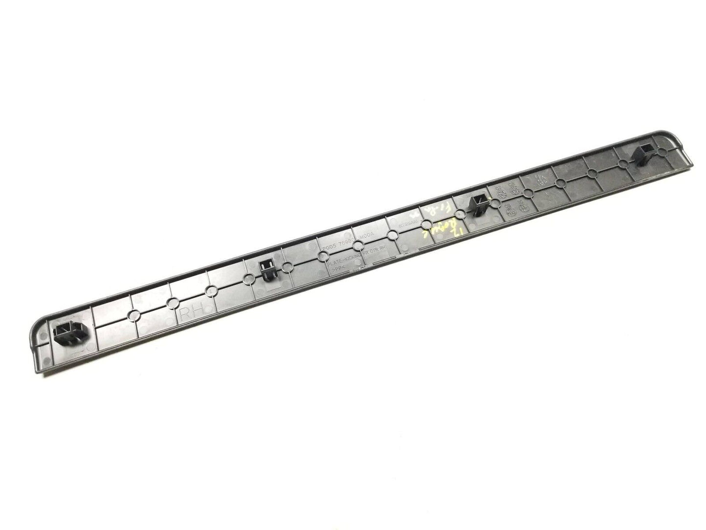 12 13 14 15 Nissan Rogue Front Door Sill Scuff Step Plate Trim Passenger OEM