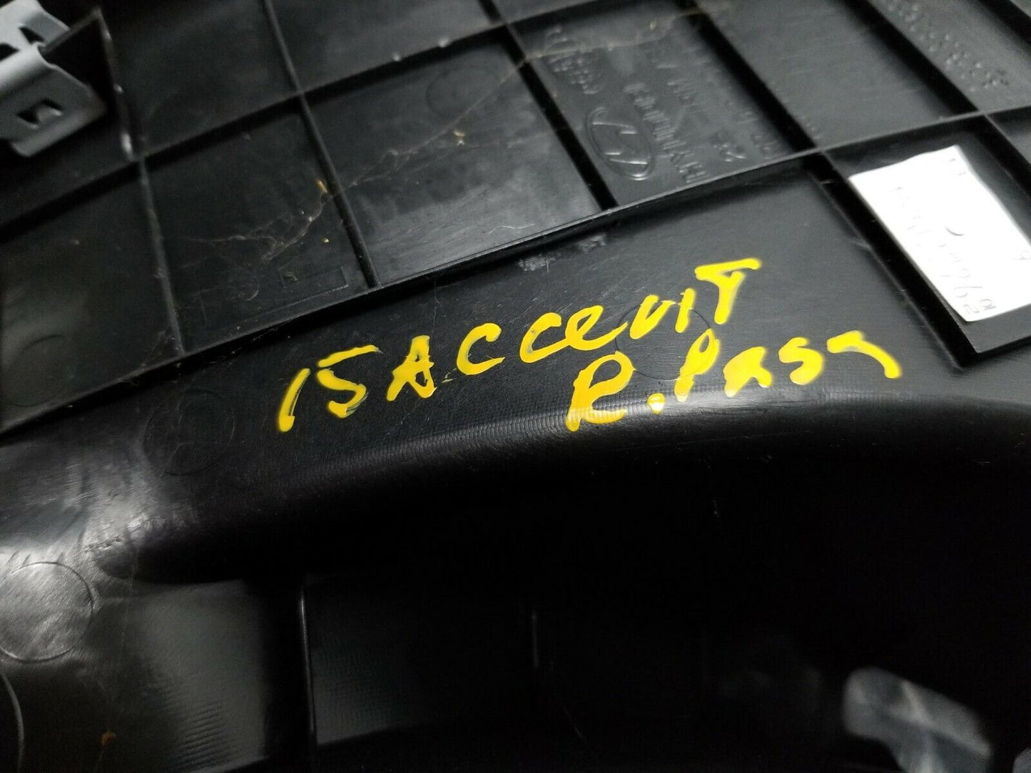 15 16 17 Hyundai Accent Hatch Rear Right Pas Side Door Sill Scuff Plate Trim OEM