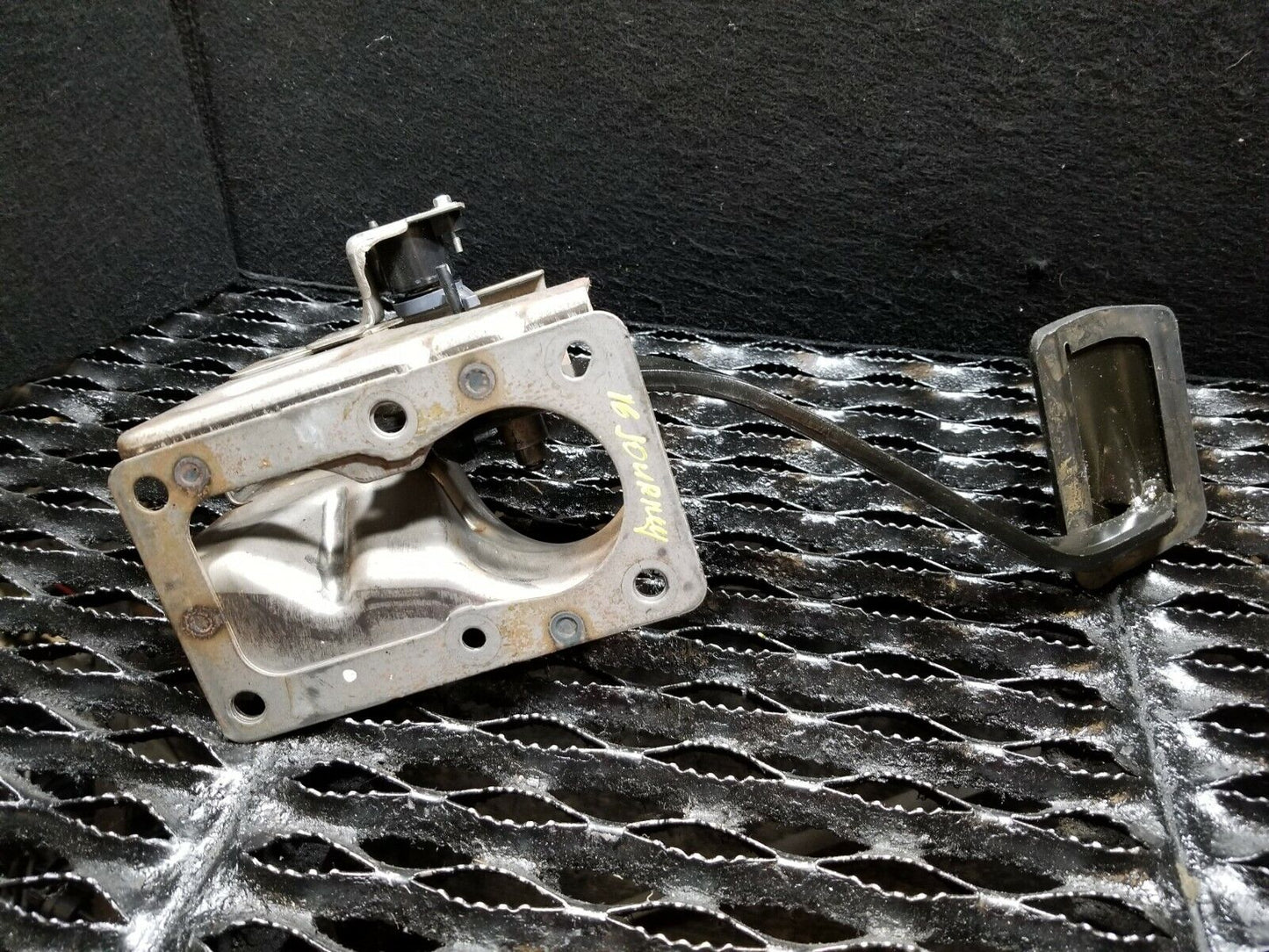 12 13 14 15 16 Dodge Journey Brake Pedal OEM 54k