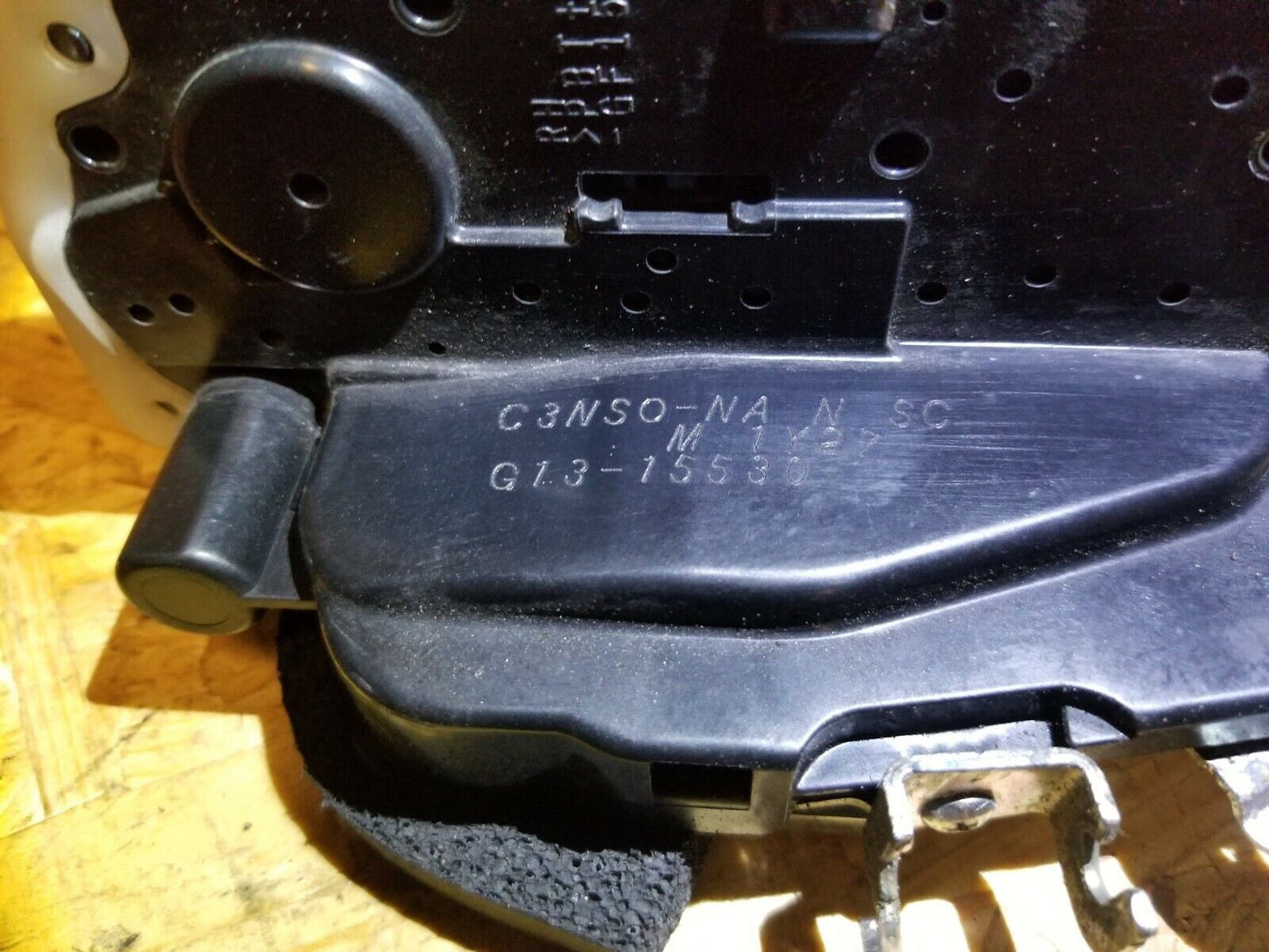 09 10 11 12 Nissan Altima Front Right Pass Door Lock Latch  Actuator OEM 78k