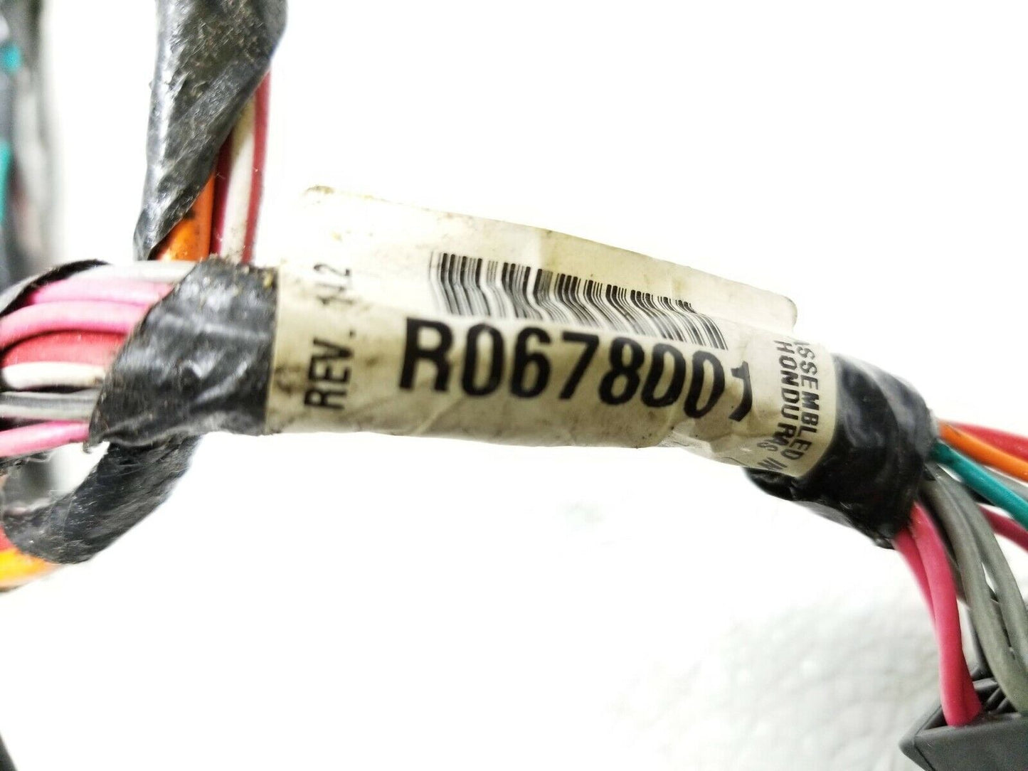 08 09 10 11 12 13 14 Cadillac Escalade Rear Heater Wire Harness OEM