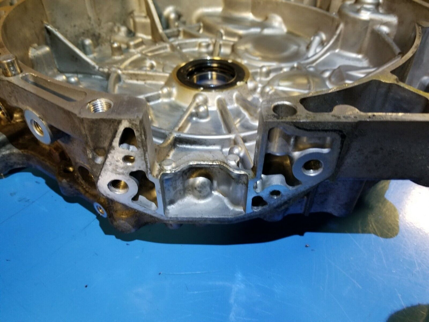 10 11 12 13 Acura MDX 3.7l Transmission Bell Housing OEM
