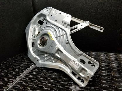 07 08 09 Hyundai Tucson Front Right Passenger Door Window Regulator OEM 89k