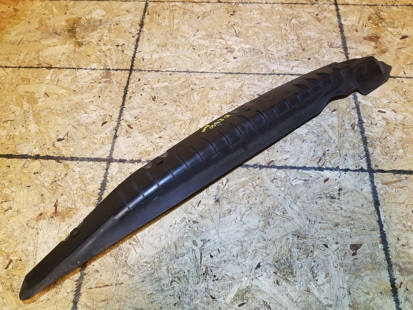 07 08 09 10 Mercedes-benz R350 Front Right Passenger Side Fender Trim Cover OEM