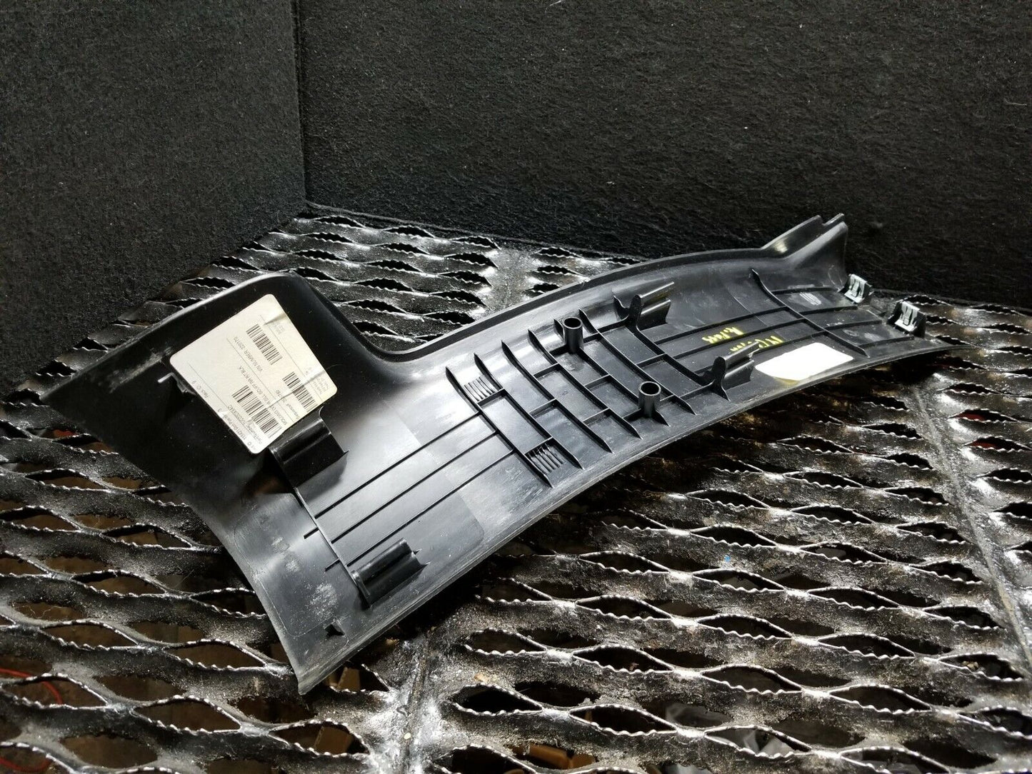 14 15 16 17 Jeep Cherokee Rear Sill Scuff Plate Passenger Side Right OEM