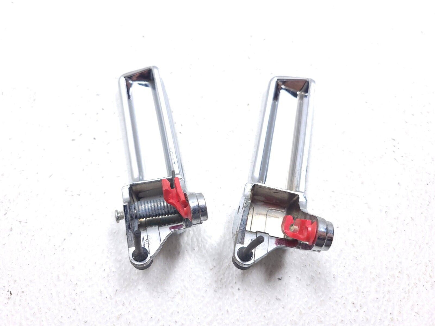 2006 - 2010 Jeep Grand Cherokee Interior Door Handle Pair OEM